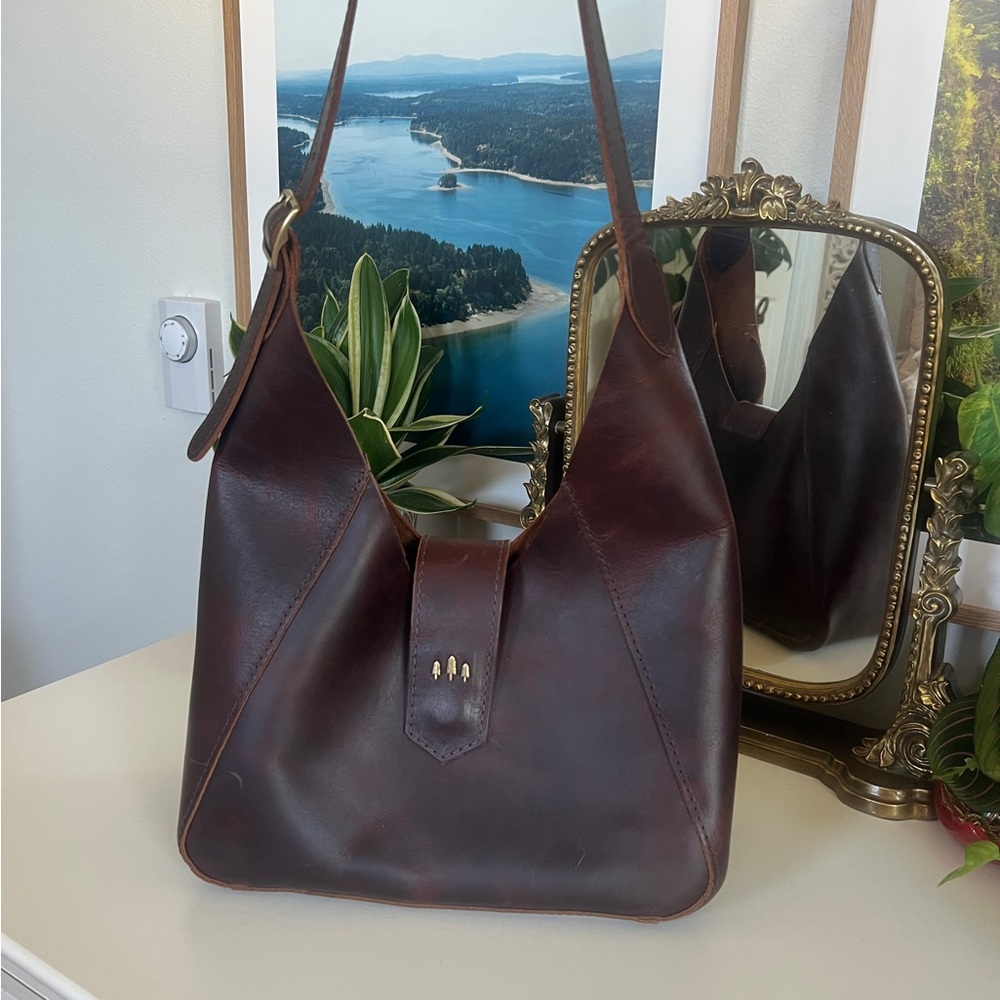 Portland Leather Goods Flora Shoulder Bag Cold Brew Dark Brown